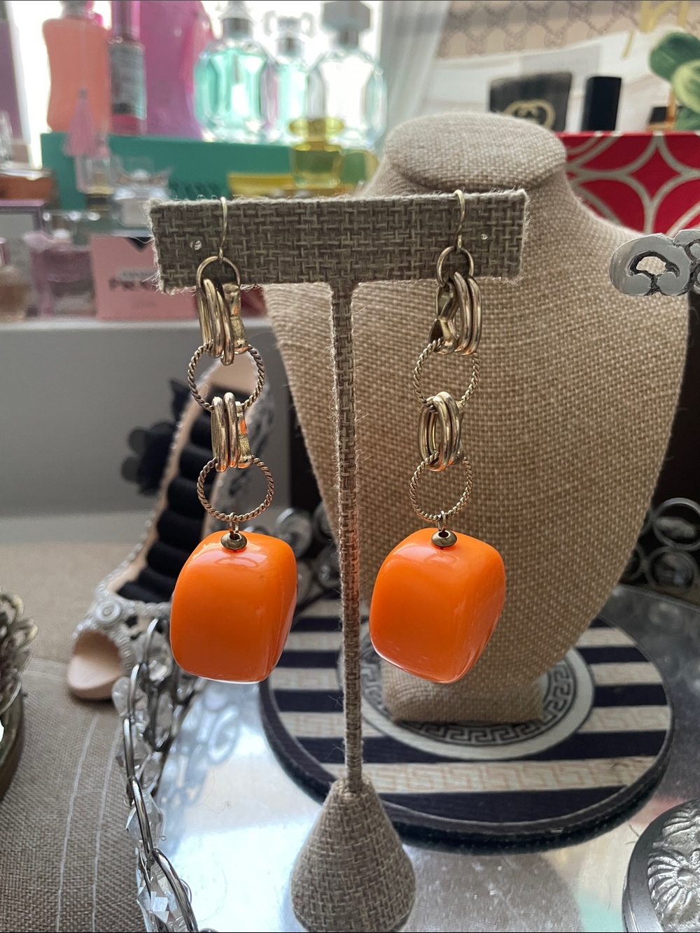 ✨Gold-Tone Drop Earrings with Orange Resin Beads✨Preloved